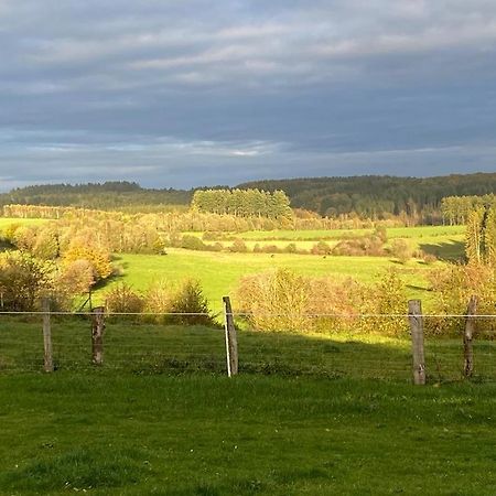 Pipowagen Monceau-En-Ardenne Villa Bièvre Exteriör bild